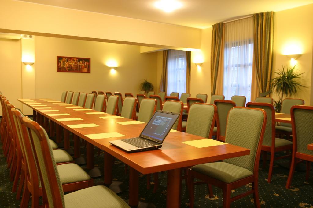 Hotel Abrava Drawsko Pomorskie Luaran gambar